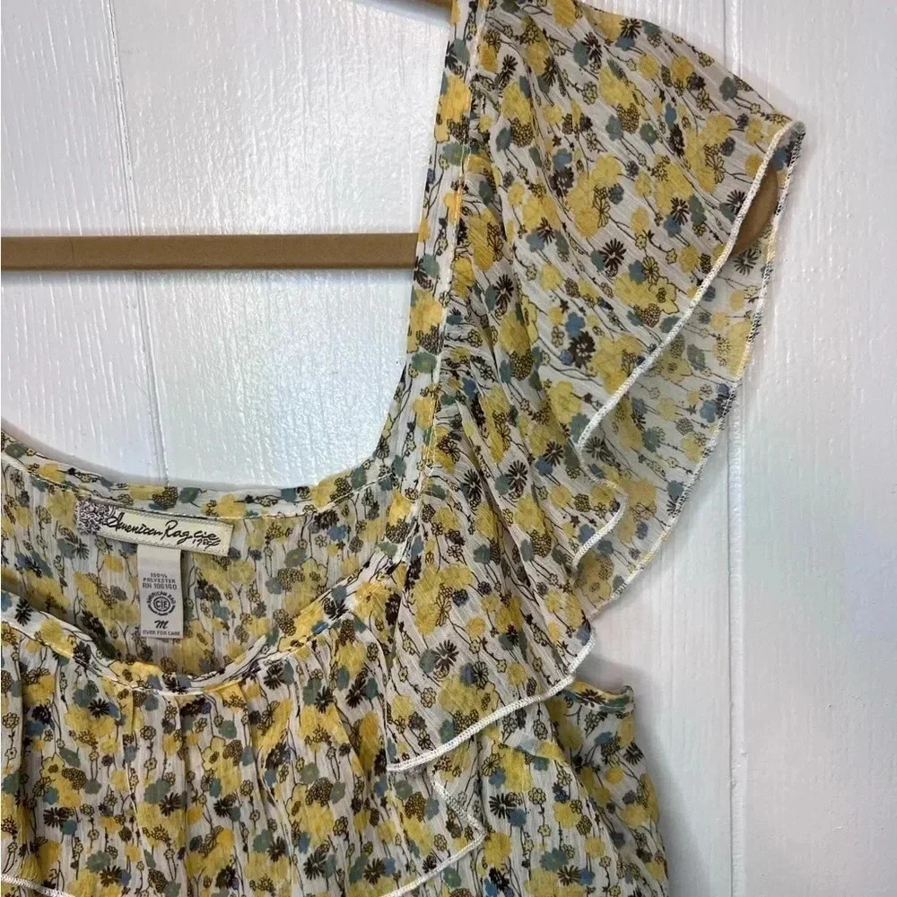 American Rag Size Medium Floral Tank Top